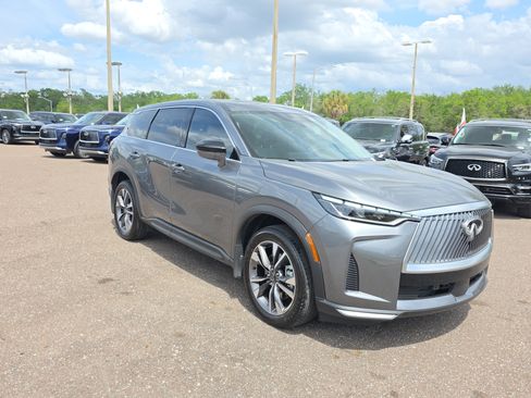 Certified 2026 INFINITI QX60 Pure image 2