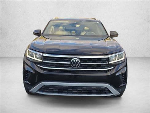 Used 2021 Volkswagen Atlas Cross Sport SEL image 2