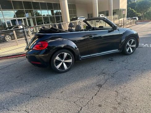 Used 2013 Volkswagen Beetle 2.0T FWD image 6