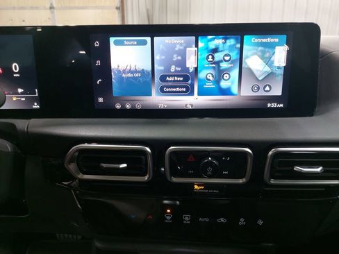 New 2026 Nissan Sentra SV w/ Floor Mat Package FWD image 19
