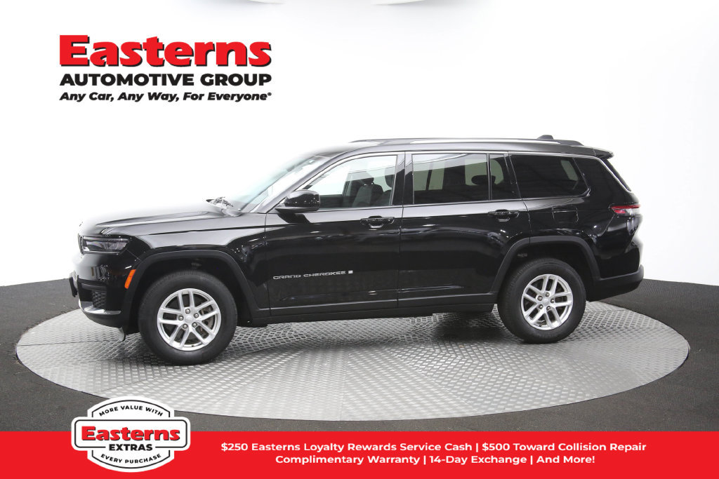 Used 2022 Jeep Grand Cherokee L Laredo w/ Luxury Tech Group I AWD/4WD image 60