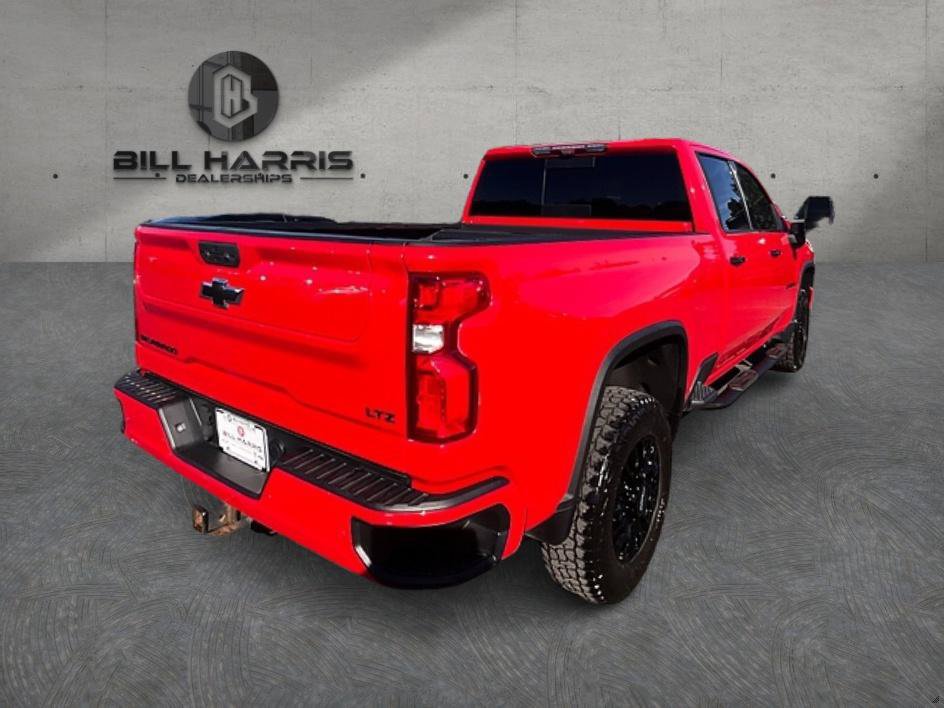Used 2022 Chevrolet Silverado 2500 LTZ w/ LTZ Plus Package AWD/4WD image 6
