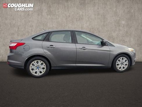Used 2012 Ford Focus SE image 8
