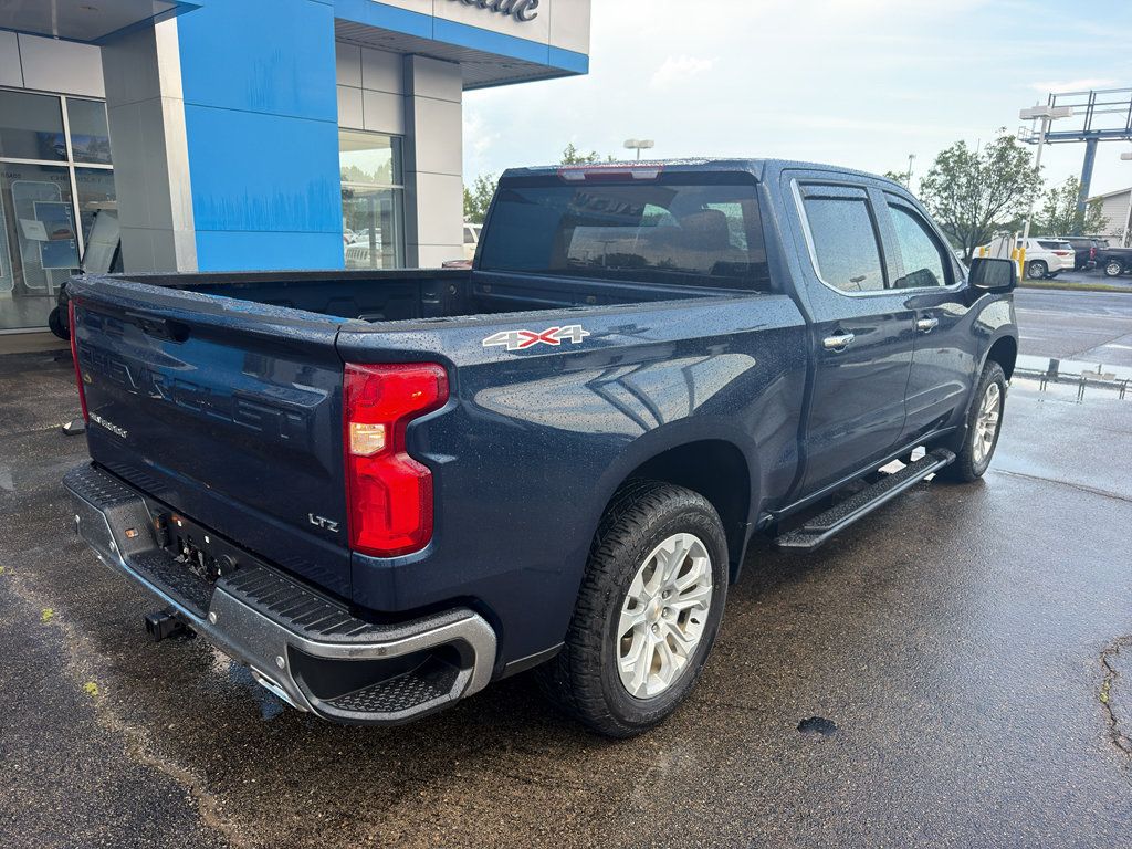Used 2023 Chevrolet Silverado 1500 LTZ AWD/4WD image 3