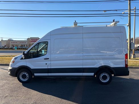 Used 2023 Ford Transit 250 148 High Roof image 11