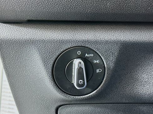 Used 2024 Volkswagen Jetta S image 17