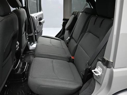 Used 2023 Jeep Wrangler Unlimited w/ Sun & Screen Package AWD/4WD image 15