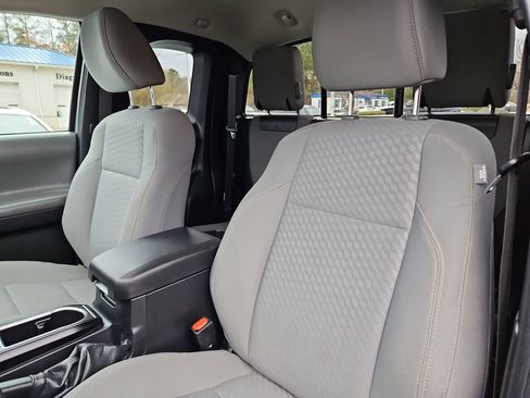 Used 2022 Toyota Tacoma SR5 image 20