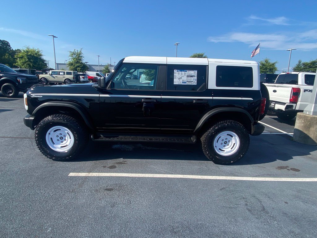 New 2026 Ford Bronco Heritage Edition AWD/4WD image 4