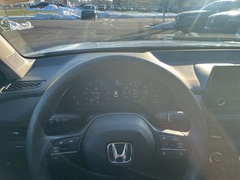Used 2023 Honda Accord EX image 39
