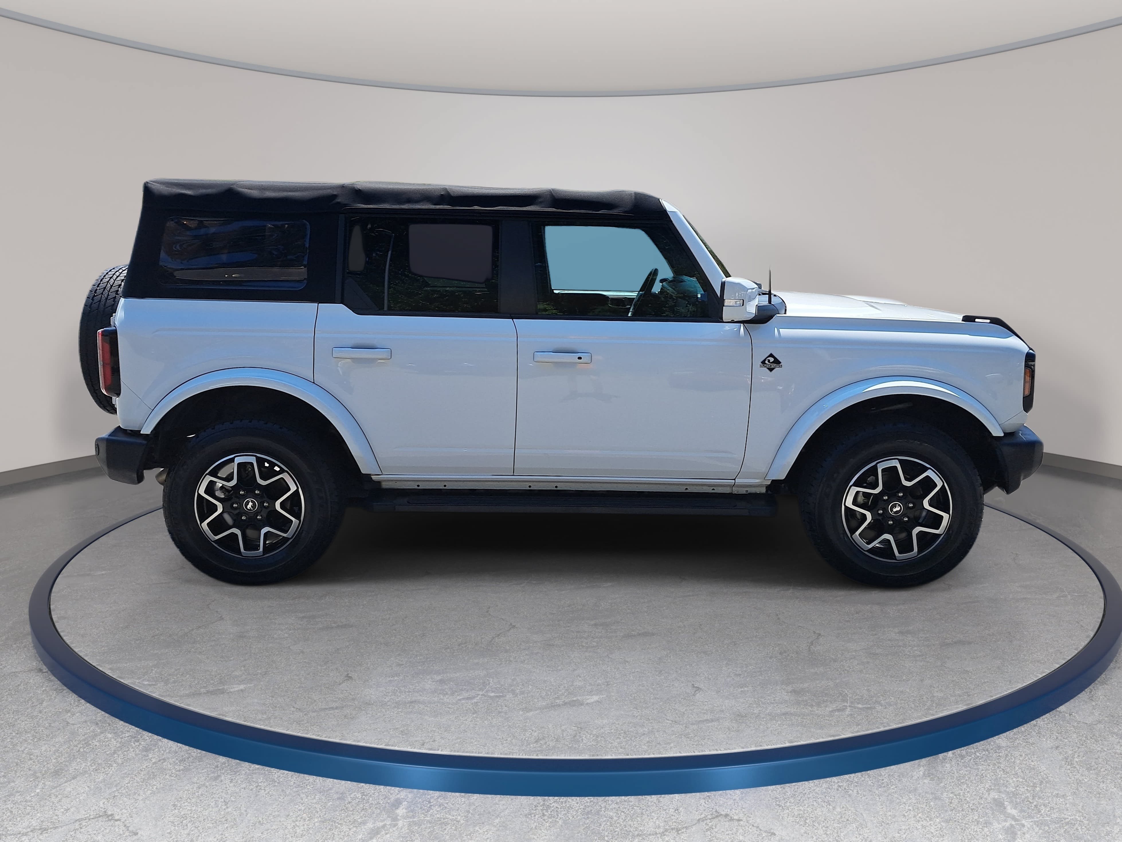 Used 2022 Ford Bronco Outer Banks AWD/4WD image 4