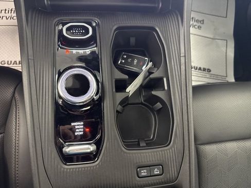 New 2026 Jeep Cherokee Overland w/ Advanced Pro Tech Group AWD/4WD image 19