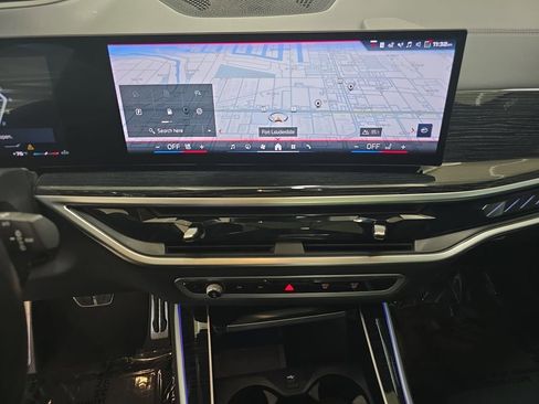 Used 2024 BMW X5 M60i image 23