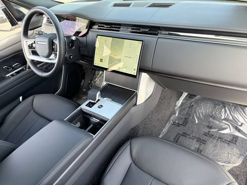 New 2026 Land Rover Range Rover SE AWD/4WD image 11