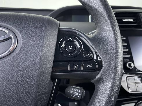 Used 2022 Toyota Prius LE FWD image 26