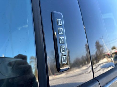 Used 2019 Ford F150 XLT w/ Equipment Group 302A Luxury image 12