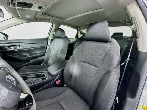 Certified 2024 Honda Accord EX image 20