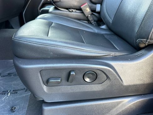 Certified 2024 GMC Sierra 1500 SLT RWD image 13