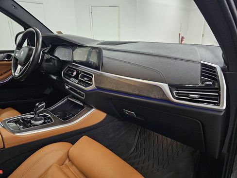 Used 2022 BMW X5 xDrive40i AWD/4WD image 11