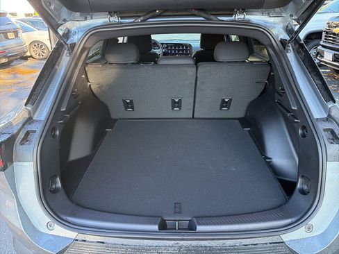 New 2026 Chevrolet Equinox EV LT image 36