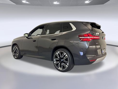 Used 2025 BMW X3 xDrive30i w/ Premium Package AWD/4WD image 3