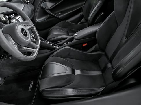 Used 2019 McLaren 720S Performance image 24