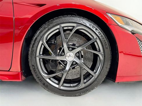 Used 2017 Acura NSX AWD/4WD image 34