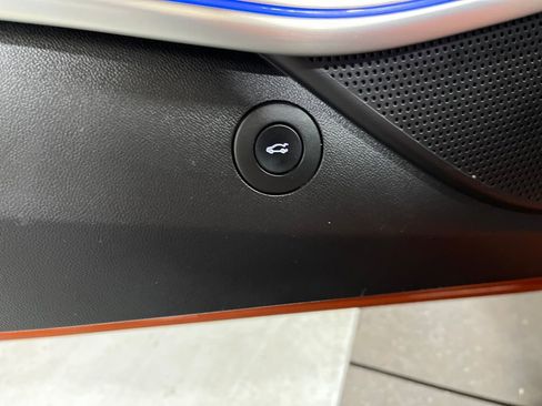 Used 2022 Chevrolet Camaro SS image 19