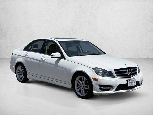 Used 2014 Mercedes-Benz C 250 Sedan image 3