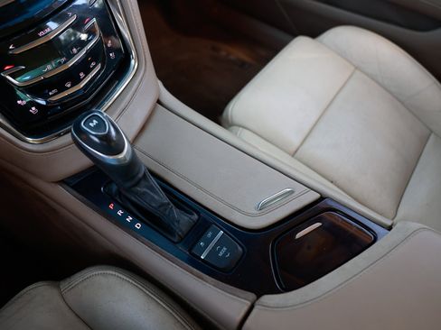 Used 2014 Cadillac CTS Luxury image 36