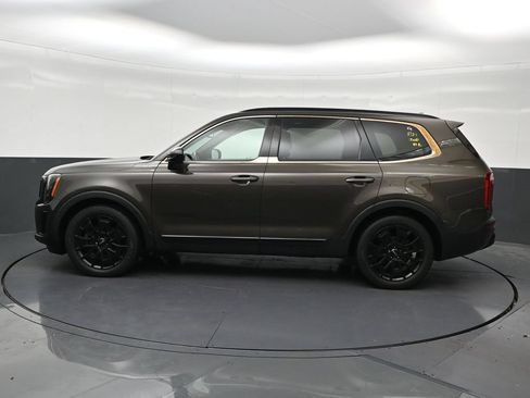 Used 2022 Kia Telluride SX w/ Nightfall Edition Package AWD/4WD image 2