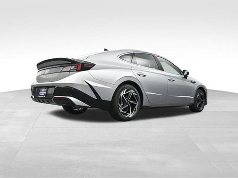 New 2026 Hyundai Sonata SEL FWD image 35