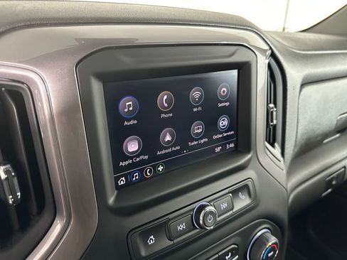 Used 2022 Chevrolet Silverado 1500 Custom image 17