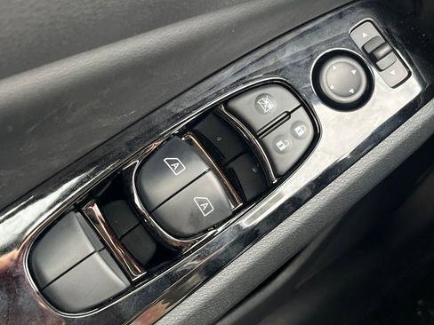 New 2025 Nissan Altima 2.5 SR w/ SR Premium Package image 20