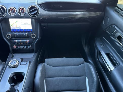 Used 2021 Ford Mustang Shelby GT500 w/ Technology Package RWD image 29