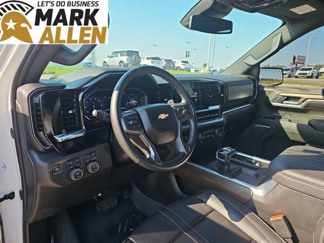 Used 2024 Chevrolet Silverado 1500 High Country w/ High Country Premium Package AWD/4WD image 10