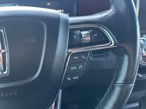 Used 2021 Lincoln Navigator L Reserve w/ Luxury Package image 32