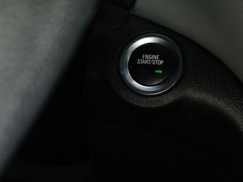 Used 2021 Chevrolet Equinox LS w/ LPO, Blackout Package image 28