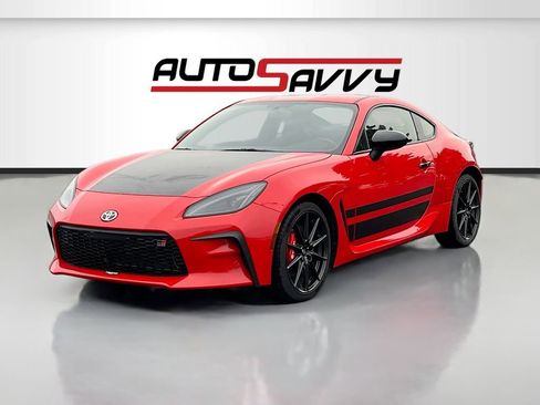 Used 2024 Toyota GR86 TRUENO Edition image 3