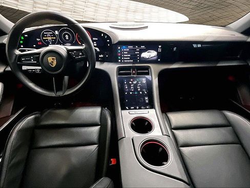 Used 2021 Porsche Taycan 4S w/ Premium Package image 14