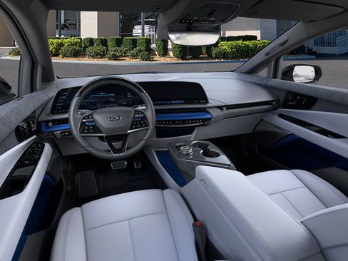 New 2026 Cadillac Optiq Luxury 1 image 15
