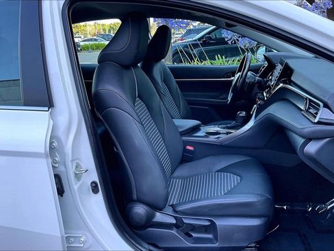 Used 2023 Toyota Camry SE w/ Blackout Package (TMS) FWD image 29