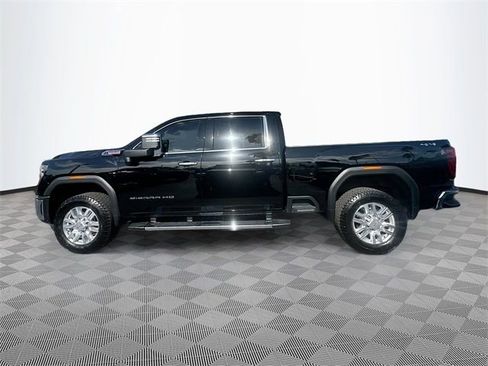 Used 2024 GMC Sierra 2500 SLT w/ SLT Premium Package image 4