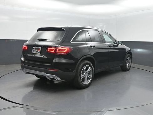 Used 2021 Mercedes-Benz GLC 300 4MATIC w/ Premium Package image 34