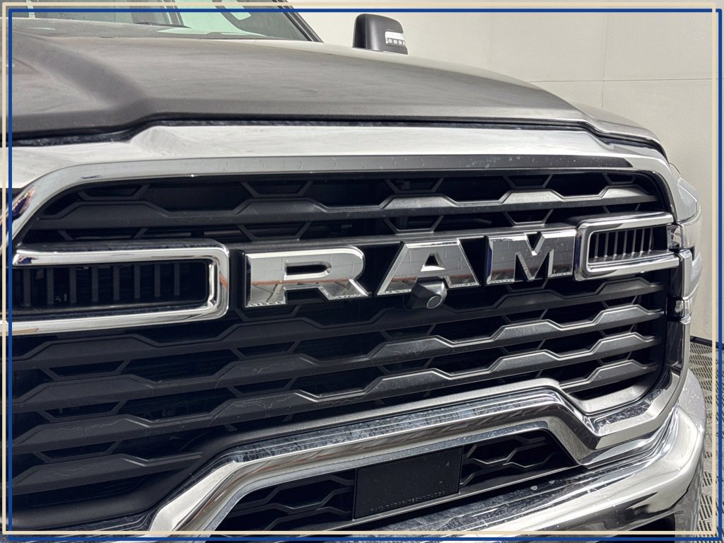 Used 2026 RAM 2500 Big Horn AWD/4WD image 4