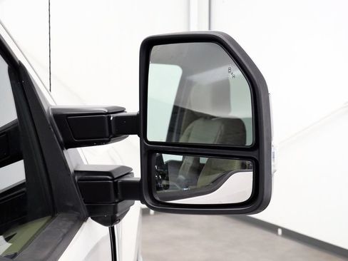 Used 2019 Ford F250 Lariat w/ Lariat Ultimate Package AWD/4WD image 42