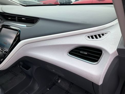 Used 2017 Chevrolet Bolt Premier FWD image 66