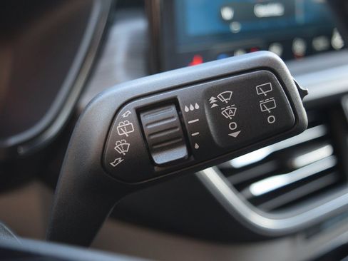 Used 2023 Ford Escape SE w/ PHEV Premium Package image 14