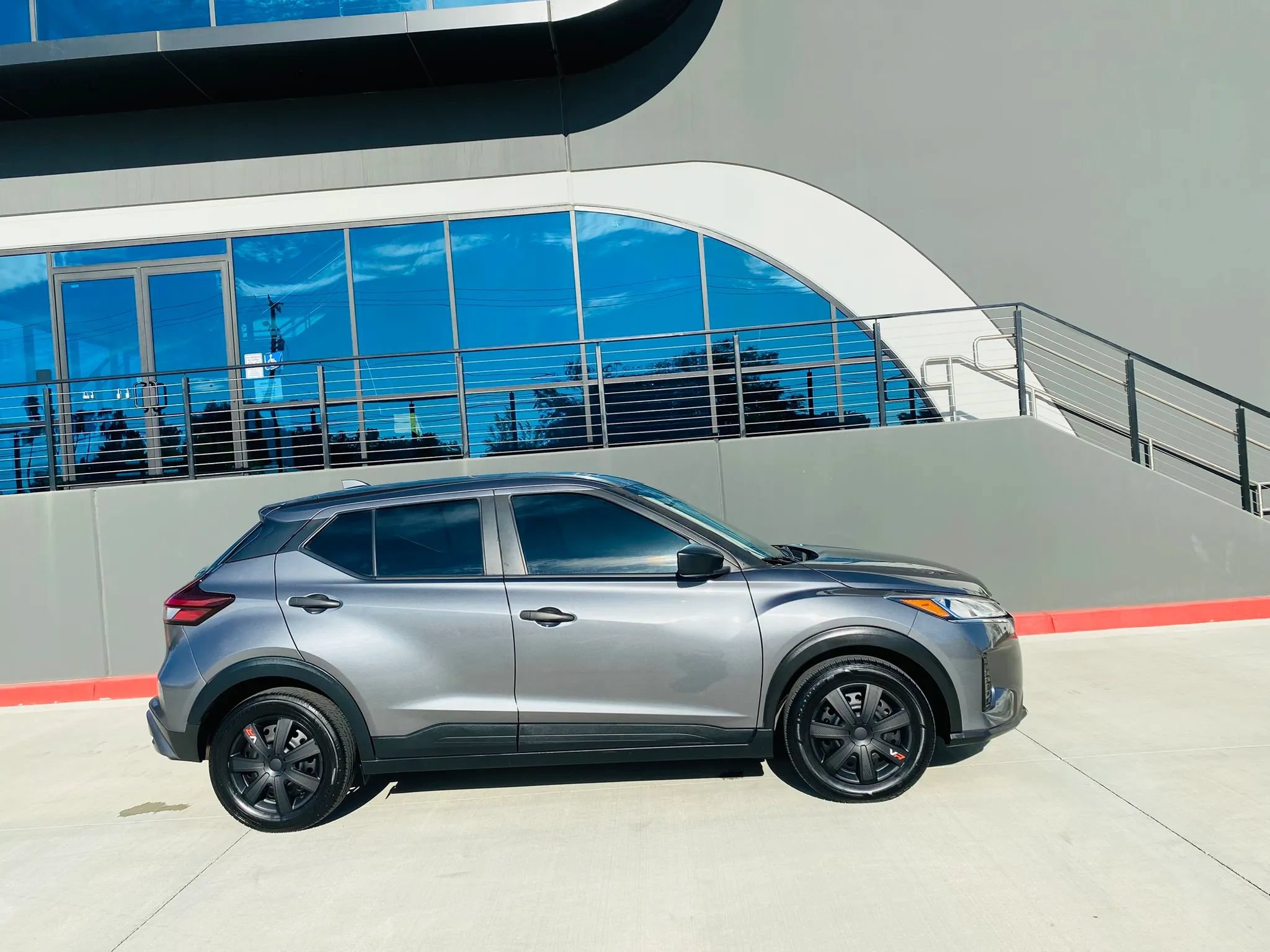 Used 2023 Nissan Kicks S FWD image 12