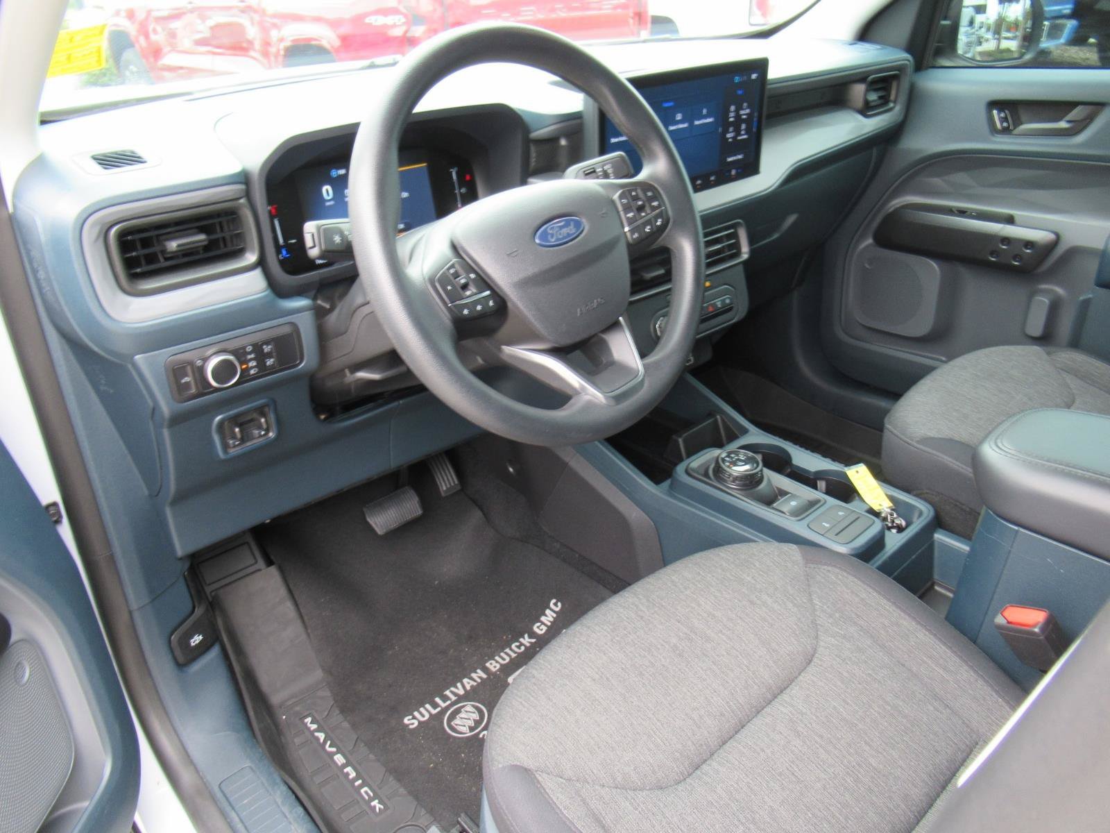 Used 2025 Ford Maverick XLT w/ Black Appearance Package AWD/4WD image 14